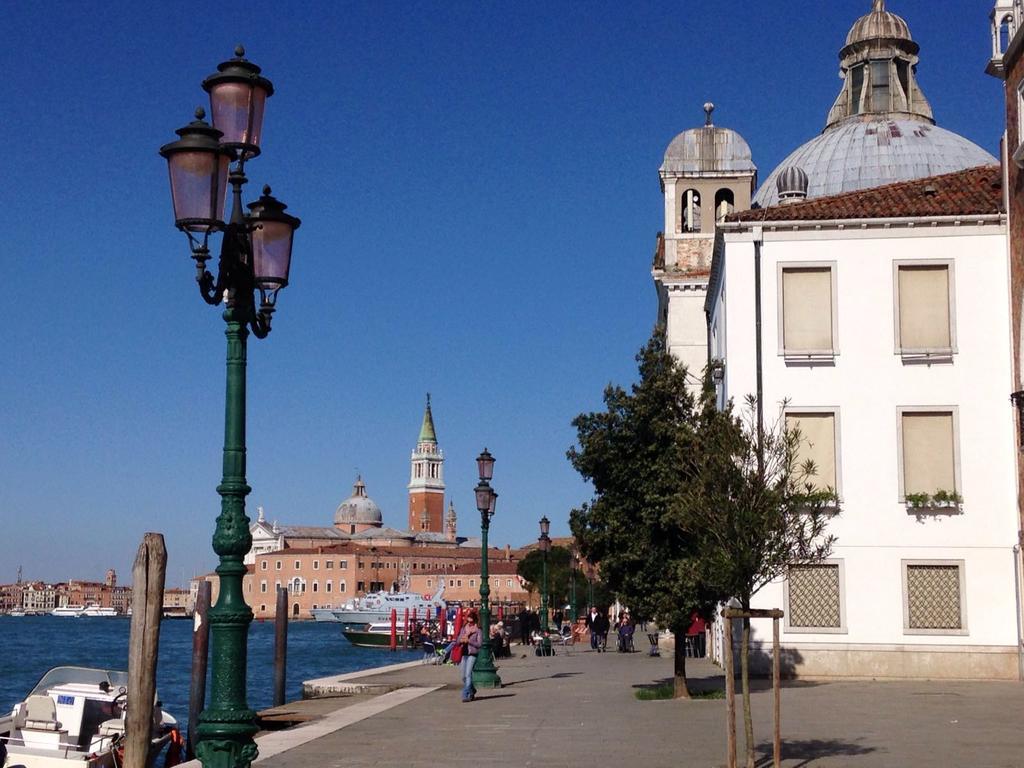 Venetian Mood: Secret Garden Apartment Екстериор снимка