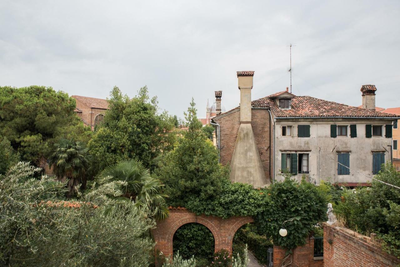 Venetian Mood: Secret Garden Apartment Екстериор снимка